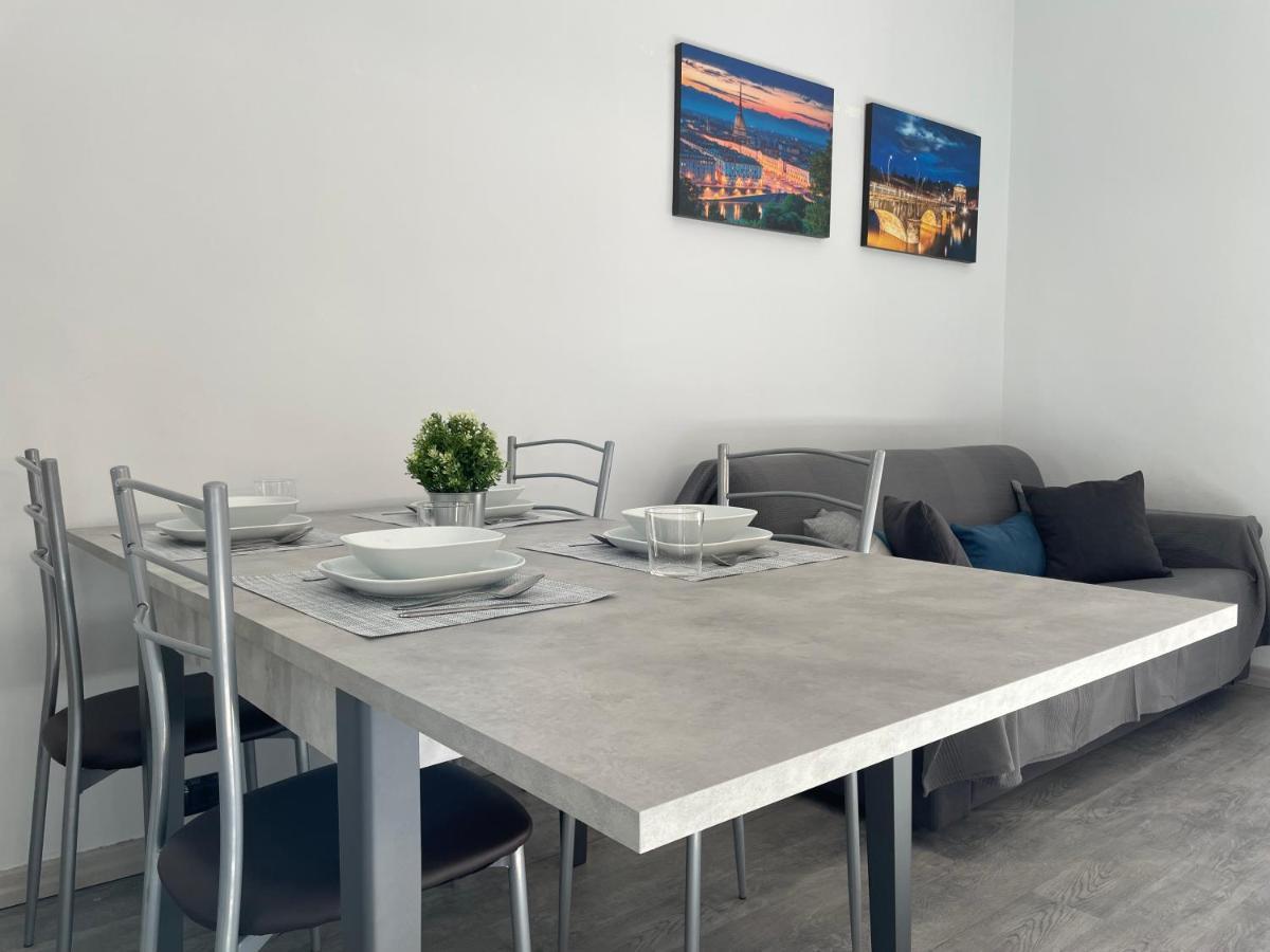 Comfy Turin Apartment Buitenkant foto