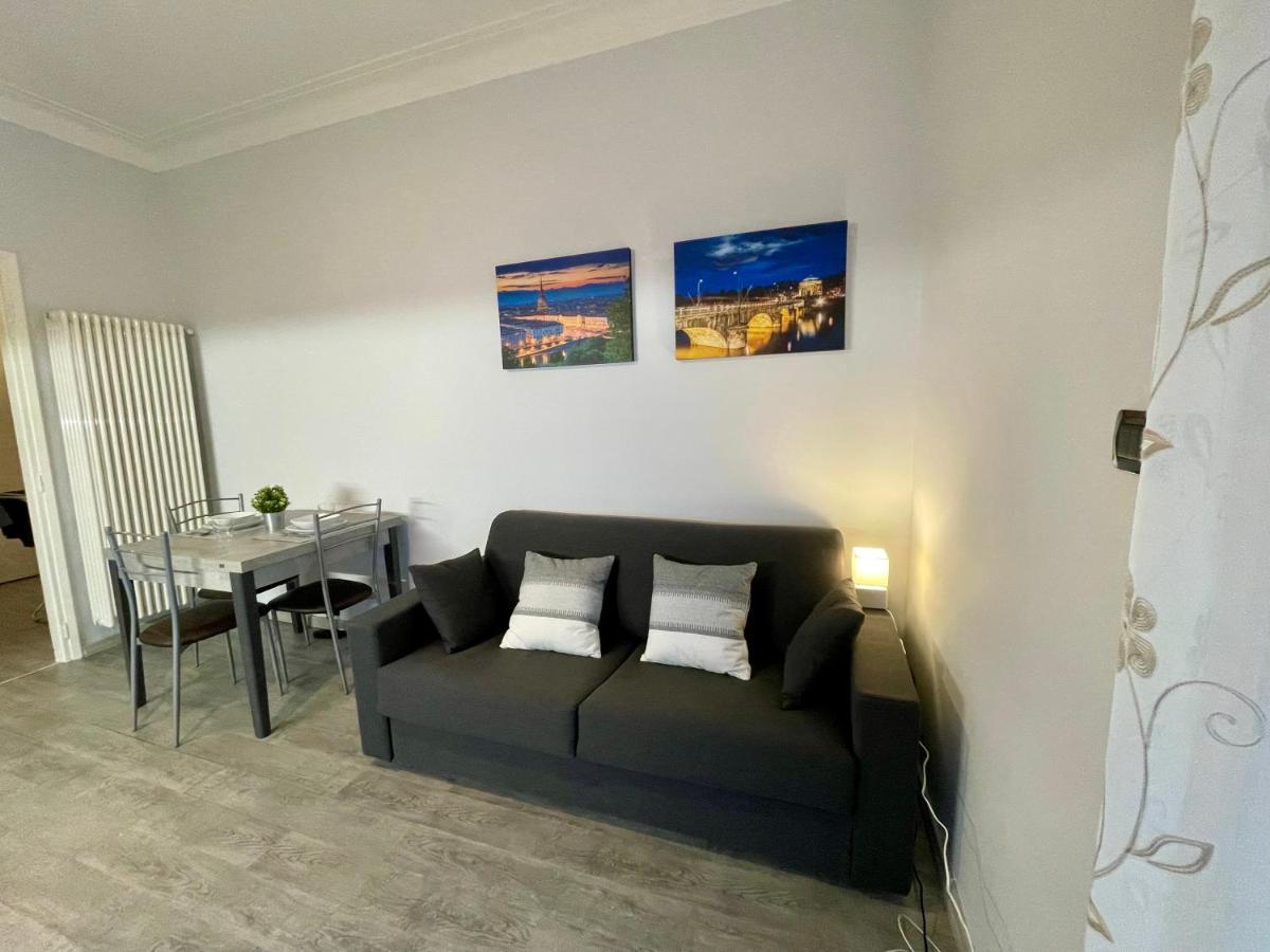 Comfy Turin Apartment Buitenkant foto