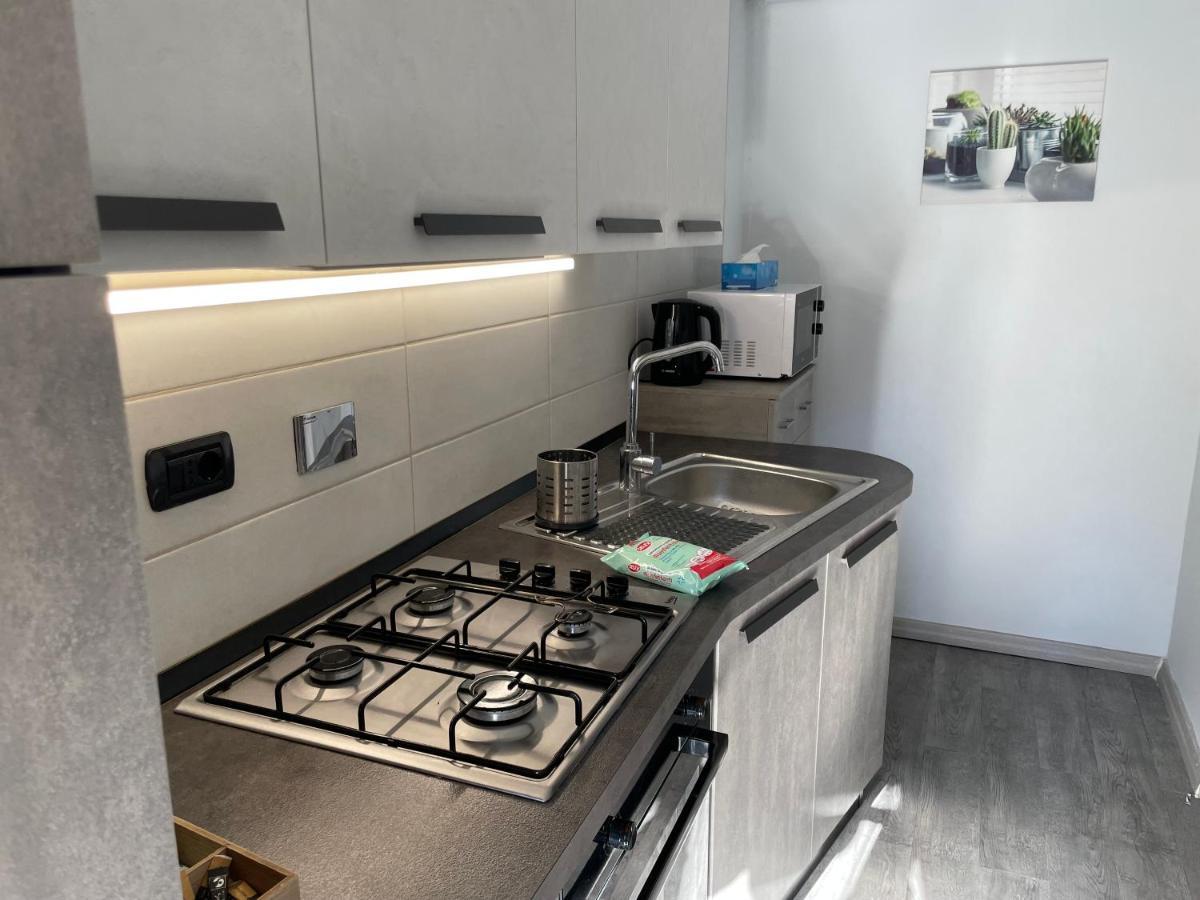 Comfy Turin Apartment Buitenkant foto